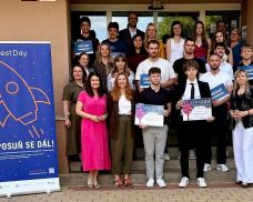 Plzeňské studentské nápady uspěly v Invest Day. ZČU bodovala s kombuchou, INFIS s AI